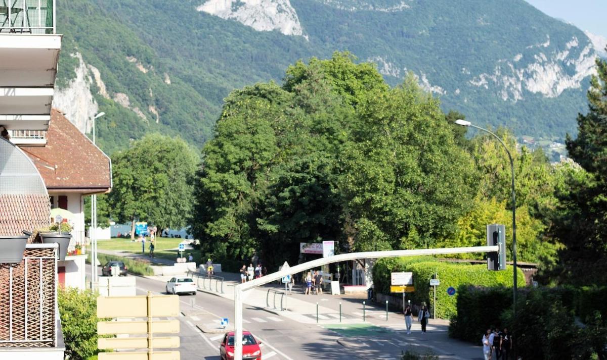 Petit Palace Vue Sur Imperial Annecy Exterior foto